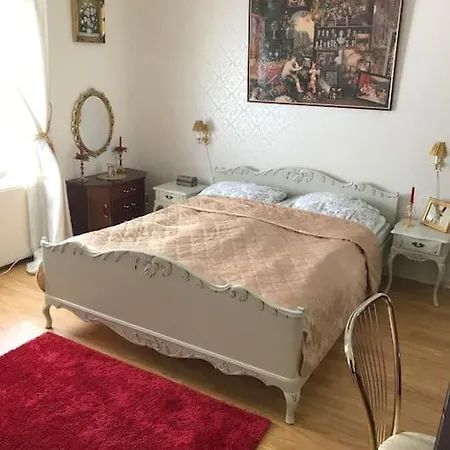 Romanttinen Retrokaksio Apartamento *