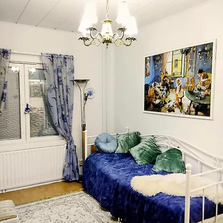 Romanttinen Retrokaksio アパート オウル